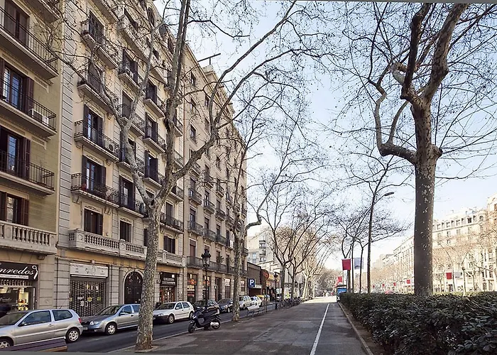 Central And Spacious Family Apartment